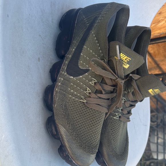 Nike VAPOR MAX Men's Dark Green Athletic Shoes - Picture 3 of 10